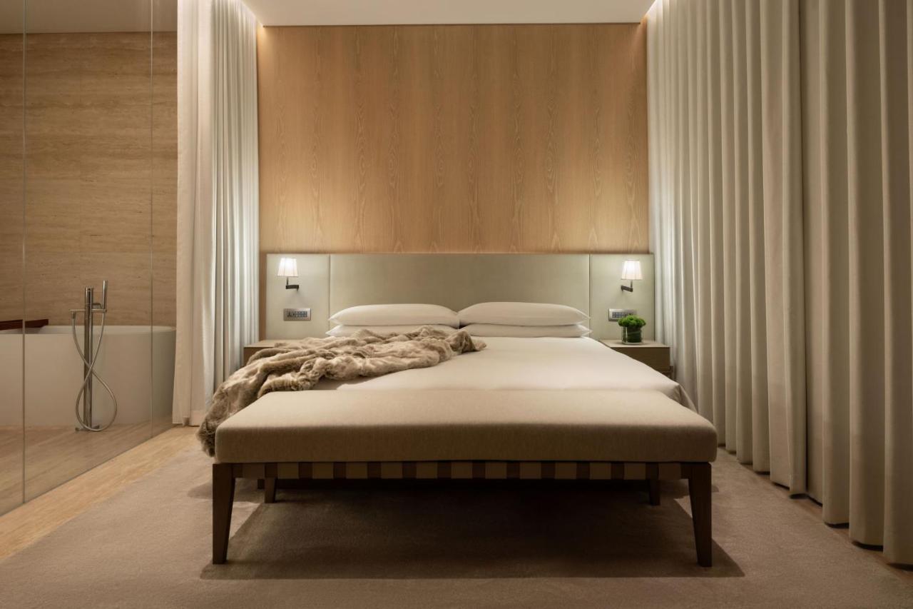The Dubai Edition Exteriér fotografie A bedroom