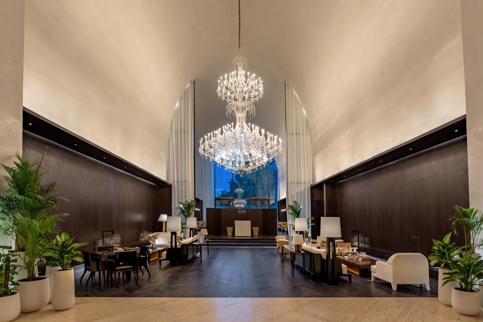 The Dubai Edition Exteriér fotografie The lobby of the hotel